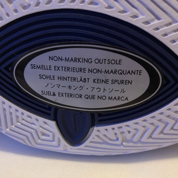 Nike Kyrie Flytrap III (GS) - Picture 4 of 16